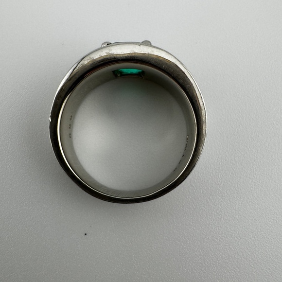 Holiday Sale Natural Earth Mined Emerald & Dia Ring Band, Plat., 11.14g, 5.75 - Picture 15 of 16